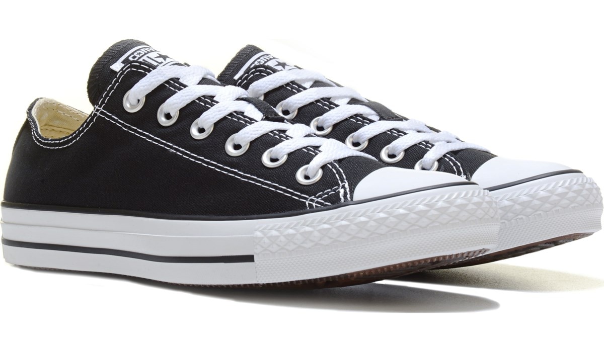 converse black and white low