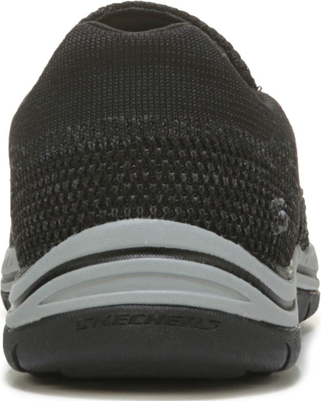 Skechers gomel 2024 slip on