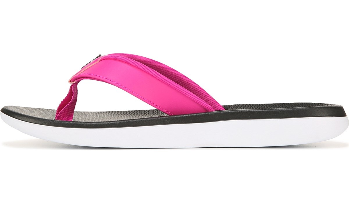 nike bella kai sandal