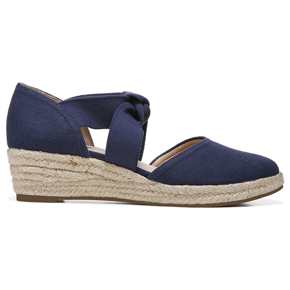 LifeStride Women's Kascade Espadrille Wedge | Famous Footwear Canada