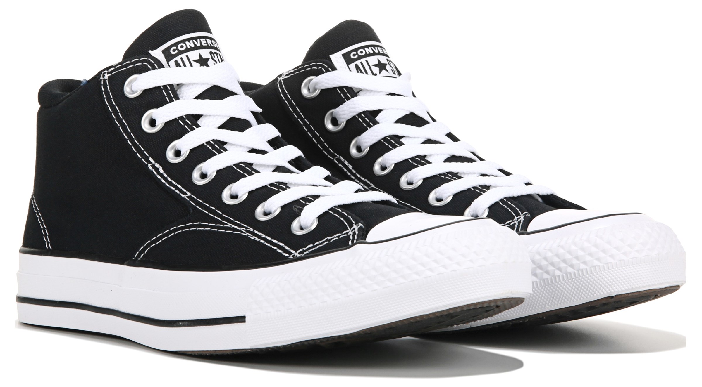 Converse shoes clearance black and white